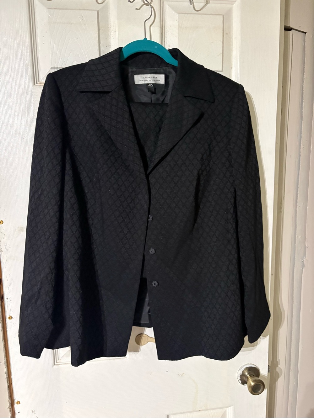 Tahari Black Textured Three-Button Blazer